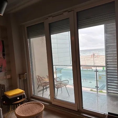 Apartamento Sea View/beach Front- Joie De Vivre -cozy Designed