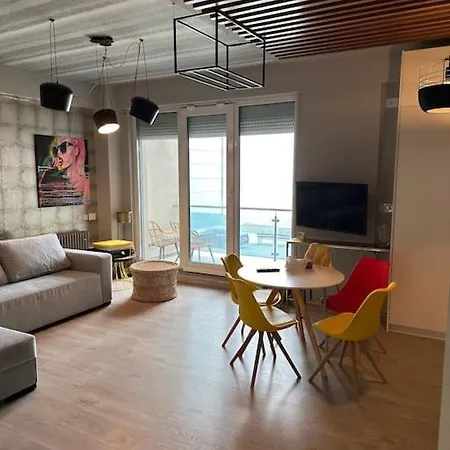 Sea View/beach Front- Joie De Vivre -cozy Designed * Нэводари