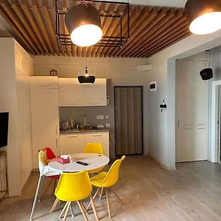 Sea View/beach Front- Joie De Vivre -cozy Designed Appartement *