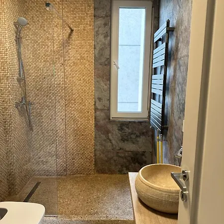 Διαμέρισμα Sea View/beach Front- Joie De Vivre -cozy Designed *