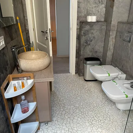 Sea View/beach Front- Joie De Vivre -cozy Designed Διαμέρισμα