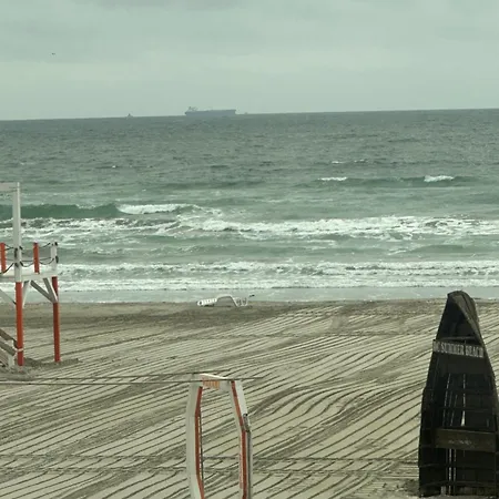 Sea View/beach Front- Joie De Vivre -cozy Designed * Năvodari