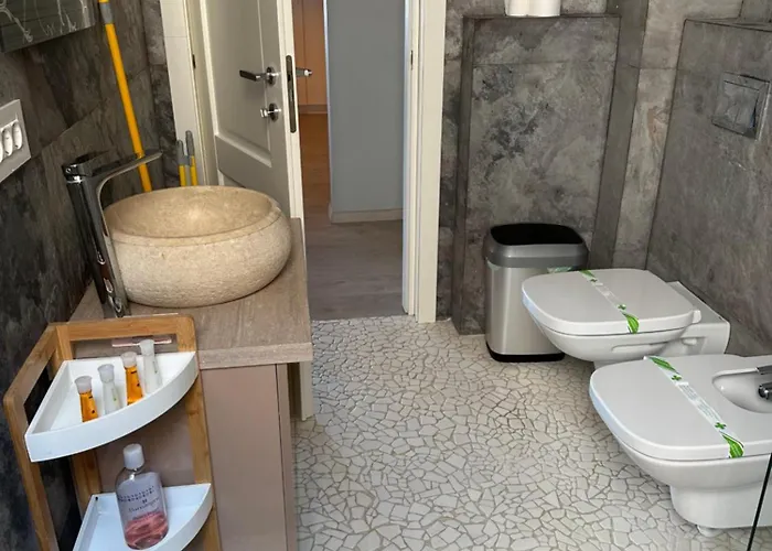 Sea View/beach Front- Joie De Vivre -cozy Designed Апартаменты