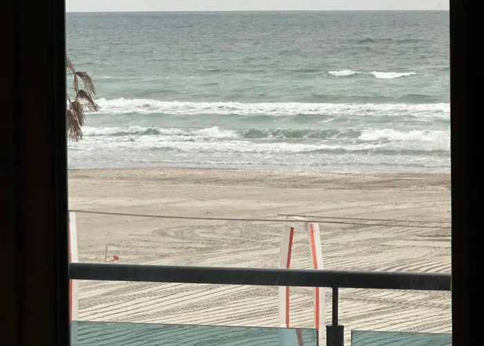 Апартаменты Sea View/beach Front- Joie De Vivre -cozy Designed *